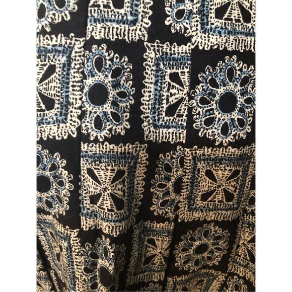 Ann Taylor Loft black, white and blue fully lined wool blend boho print knee len - Picture 12 of 12